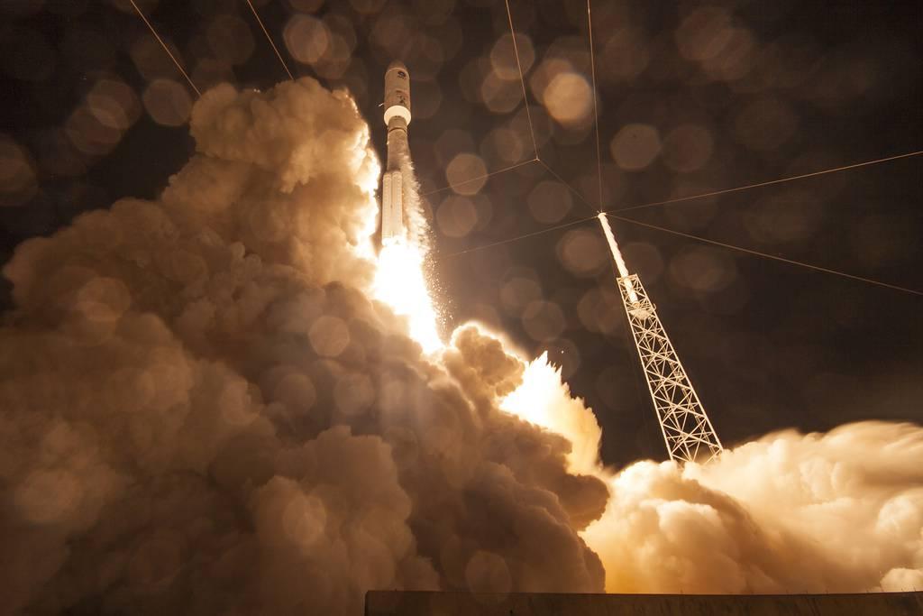 The U.S. Navy's fourth Mobile User Objective System (MUOS) communications satellite, encapsulated in a 5-meter payload fairing lifts off from Space Launch Complex-41 in 2015. (Photo courtesy United Launch Alliance/Released Navy forges maritime space officer designator