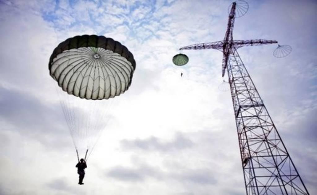 The Army's 250-foot drop tower at Fort Benning, Georgia sees a newly designed training parachute installed to better match current parachute drop rates. (Army) New gear headed to Army paratroopers and air crews
